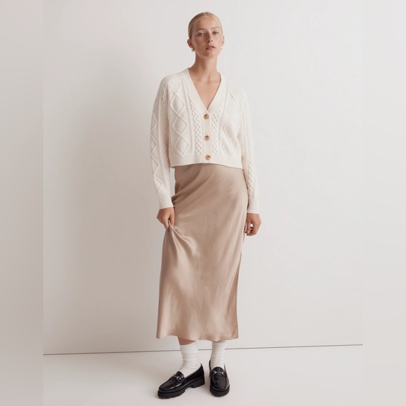 Madewell Cable-Knit Cropped Cardigan in Antique Cream - Picture 2 of 10